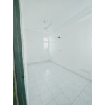 5 BEDROOM Newly Renovated Apartment, PRIVATE TERRACE, SPACIOUS, GOOD VENTILATION Gallery Image